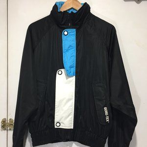 GORE-TEX LIGHTWEIGHT JACKETS SIZE L